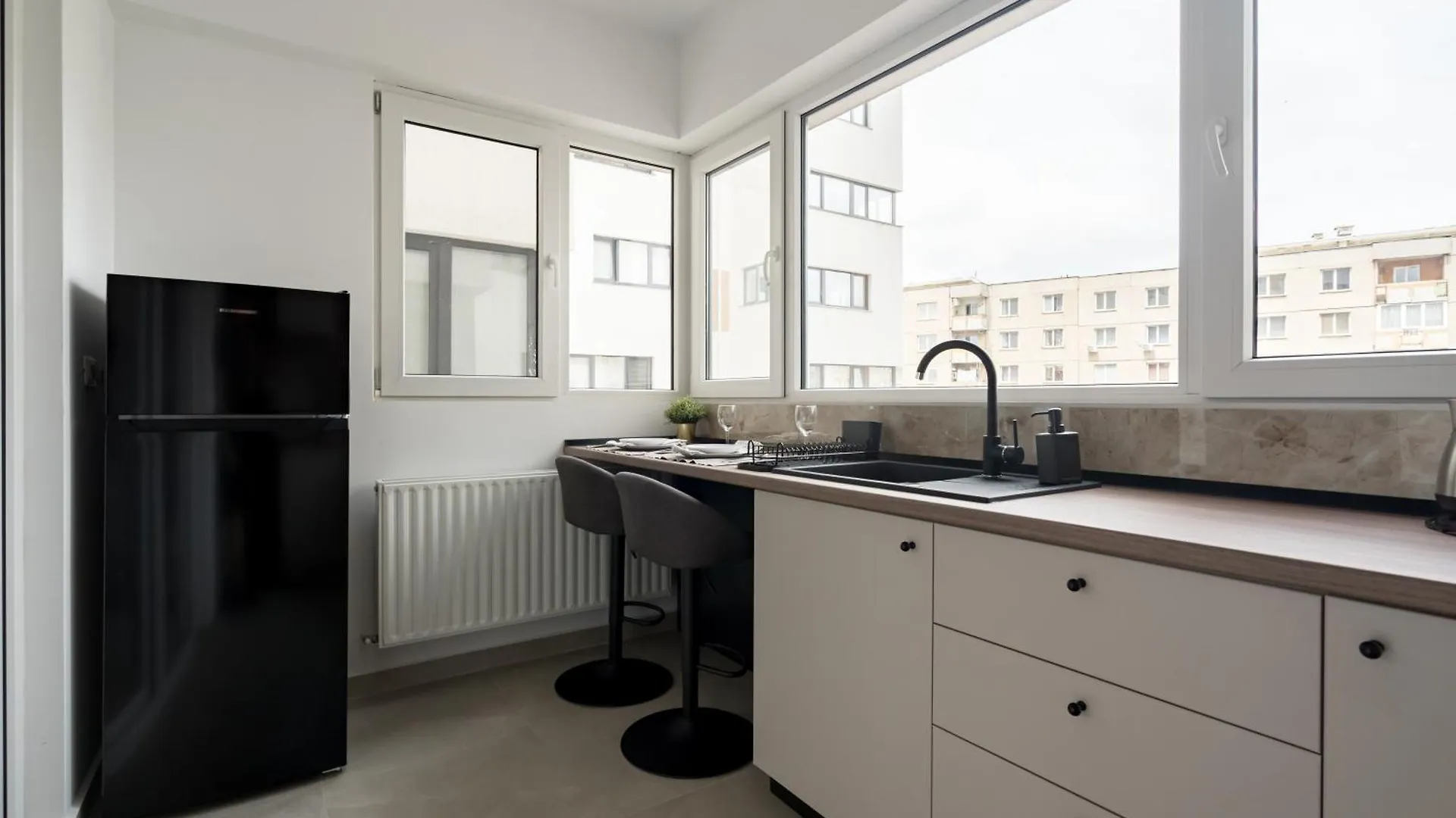 Central Spacious Apartment 407  Bucharest