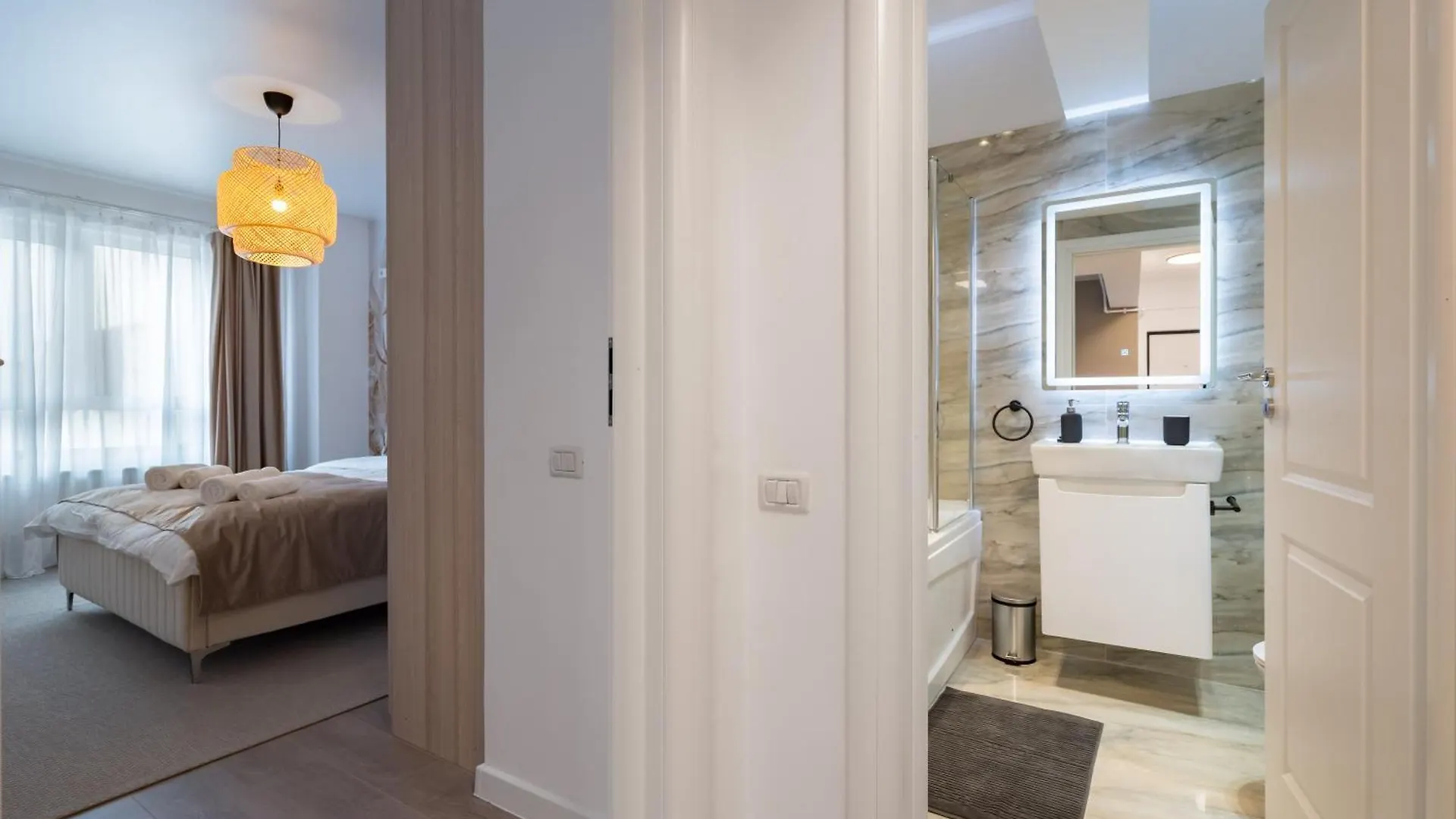 Central Spacious Apartment 407