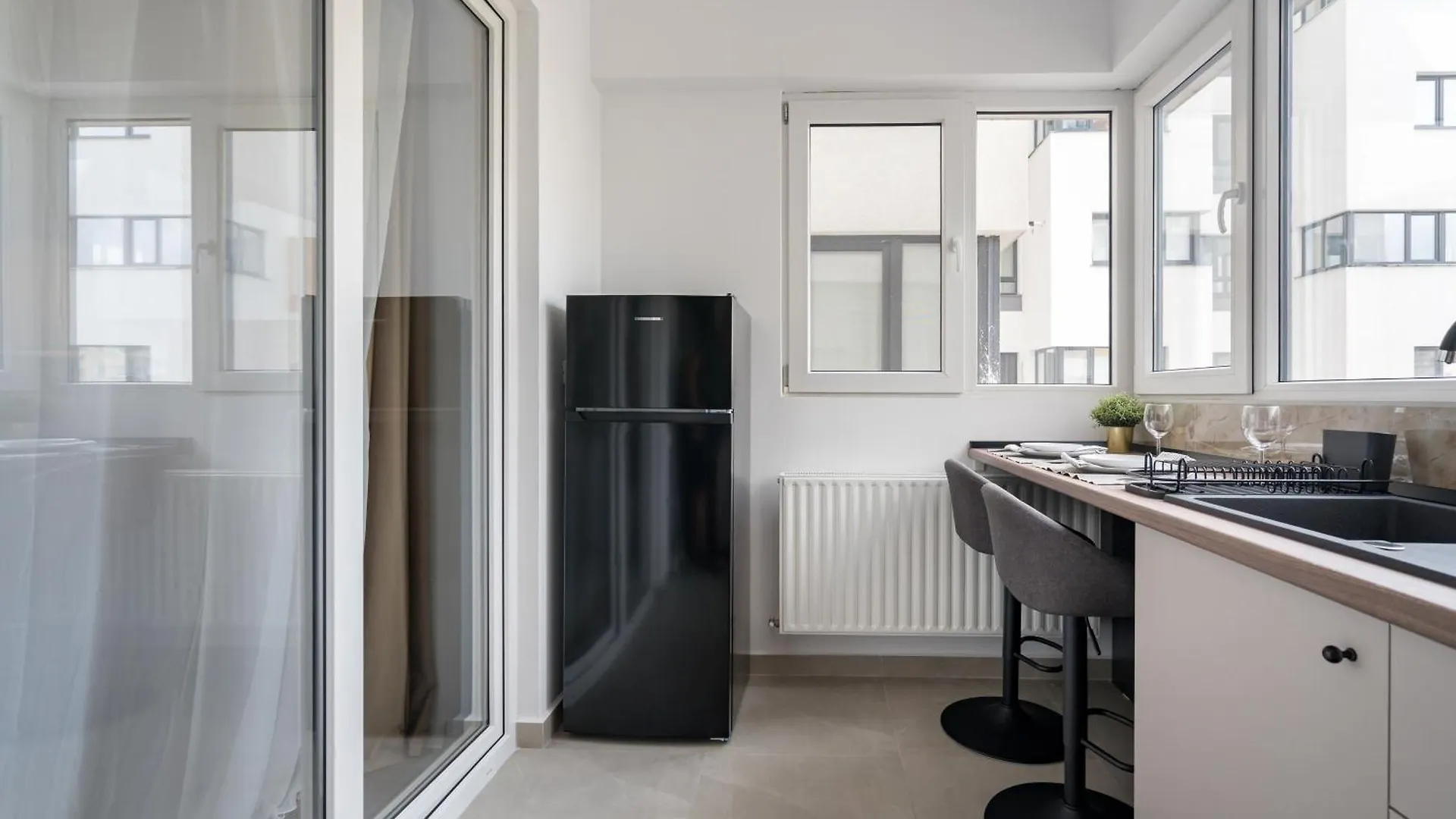 Central Spacious Apartment 407 0*, Bucharest