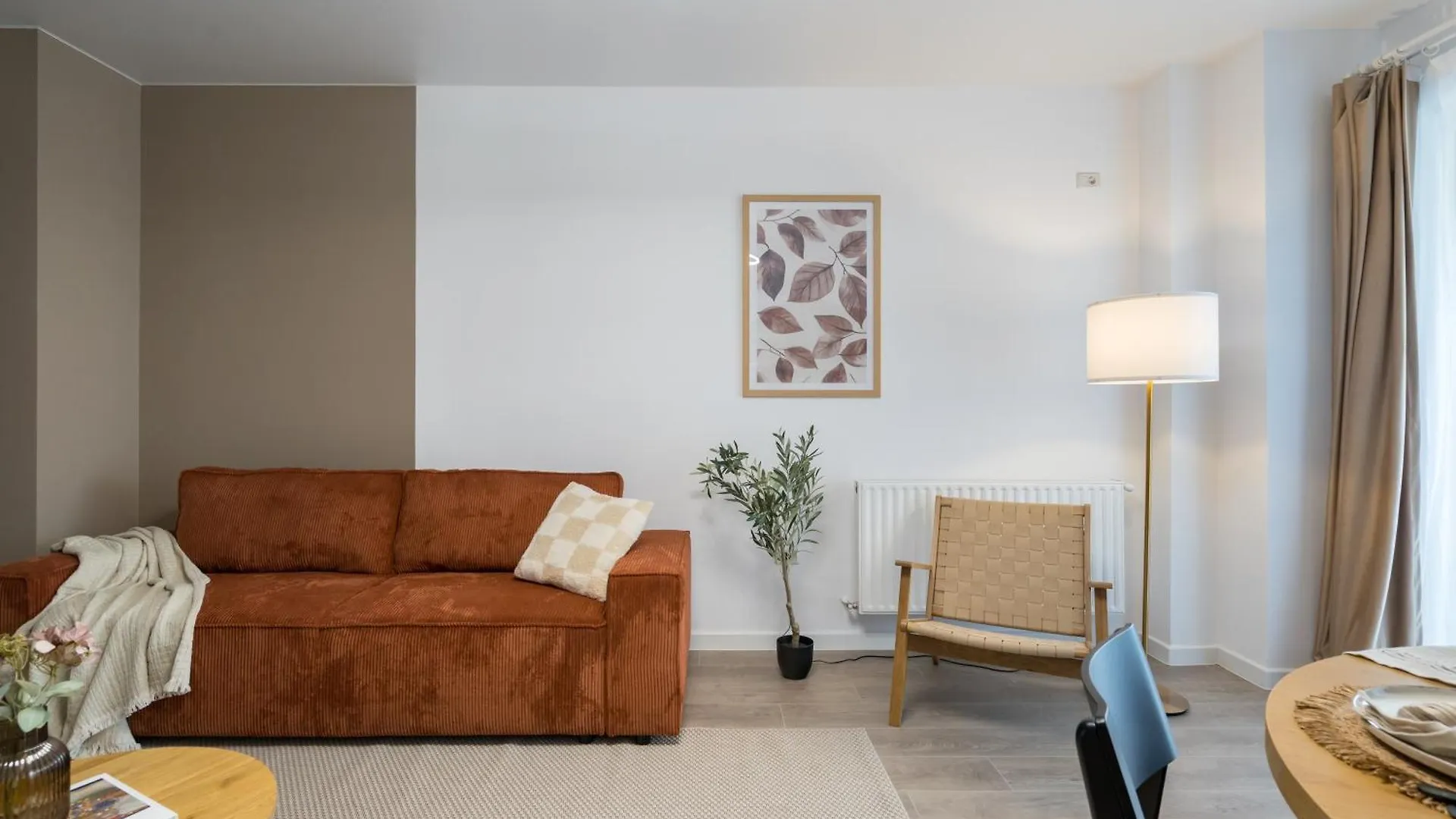 Central Spacious Apartment 407 Romania