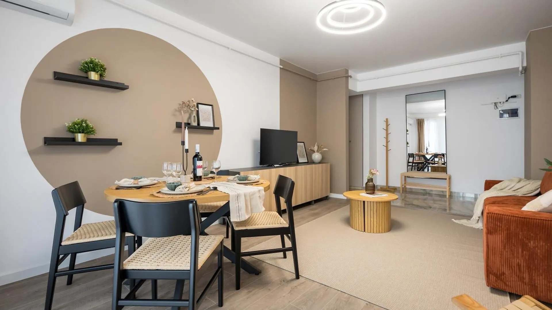 Central Spacious Apartment 407 Romania