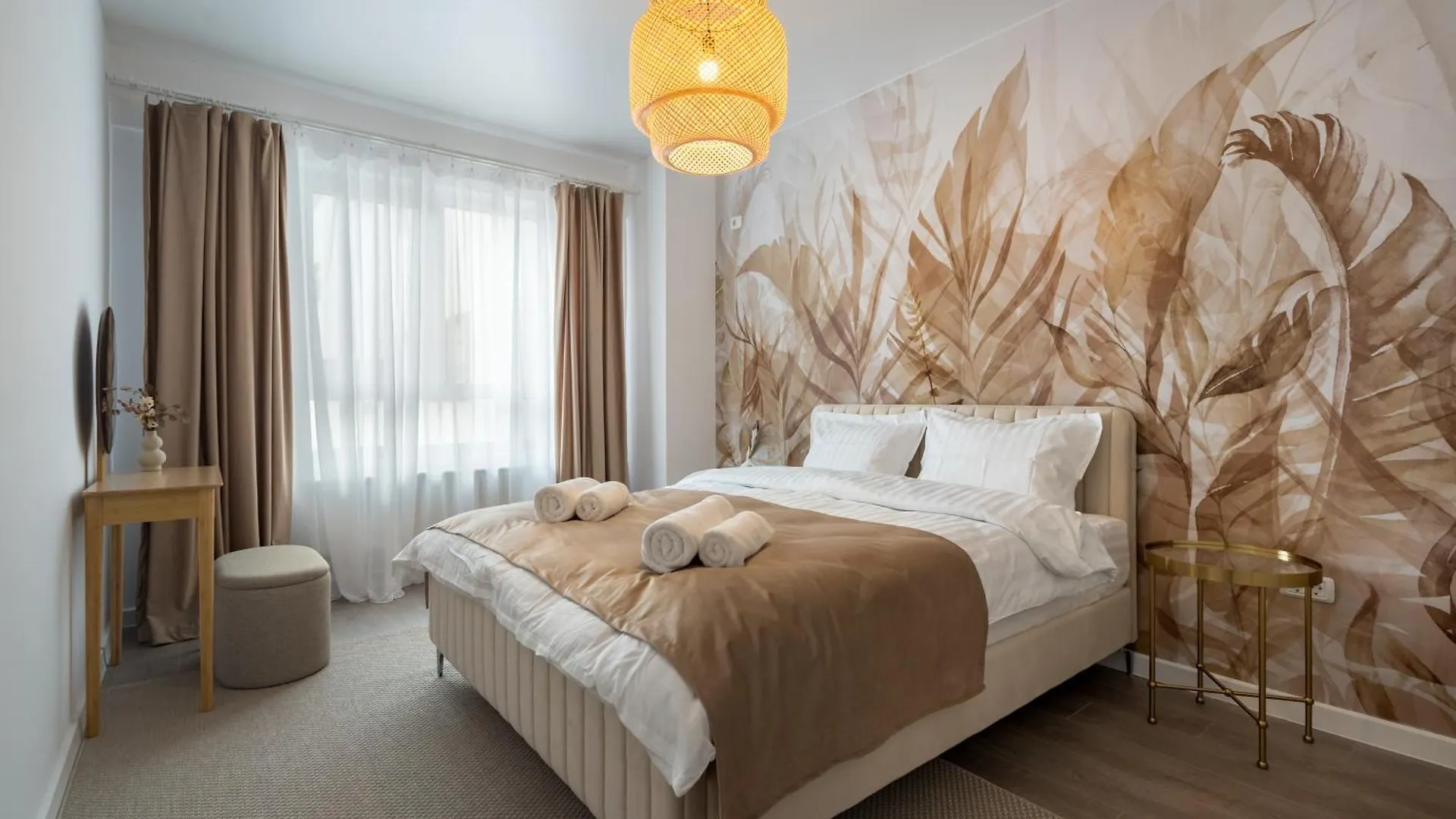 Central Spacious Apartment 407